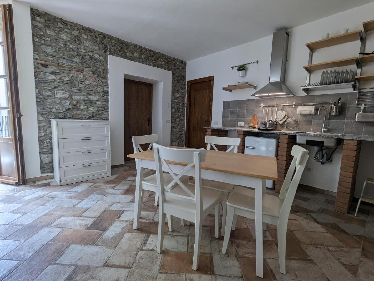 Antica Osteria Apartments Донго Экстерьер фото