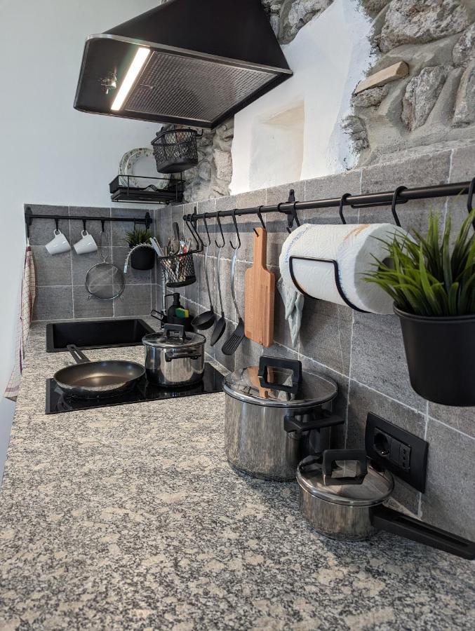 Antica Osteria Apartments Донго Экстерьер фото